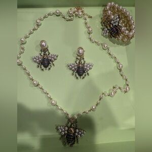 New Pearl and Gold Bee Jewelry Set 3 pcs